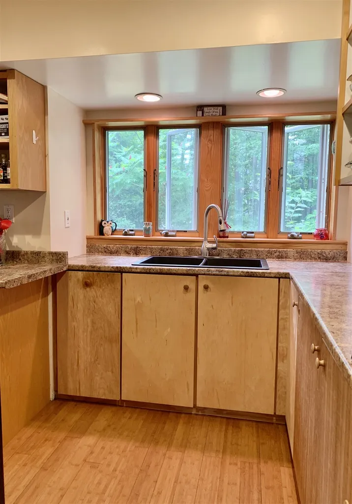 1052 1054 Goose Pond Road Canaan NH 03741