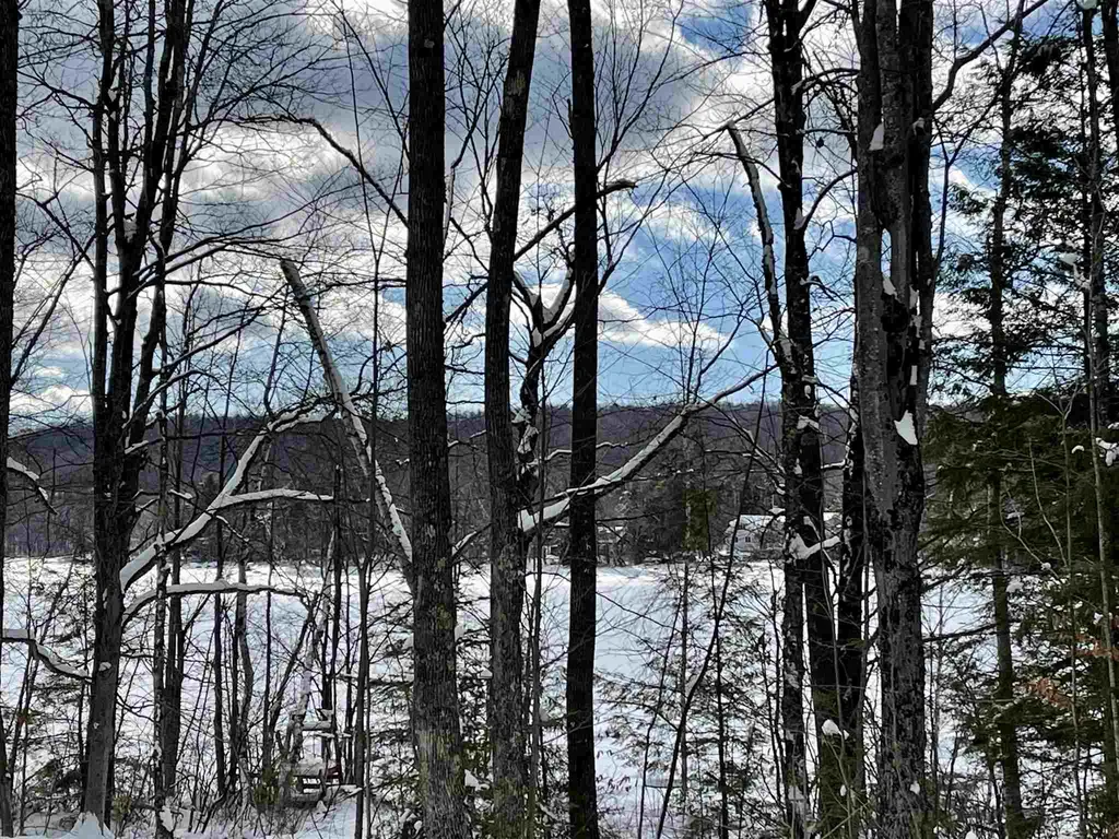 1052 1054 Goose Pond Road Canaan NH 03741