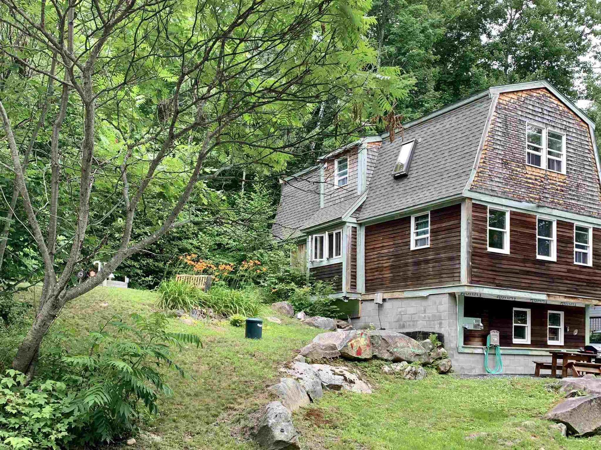 1052 1054 Goose Pond Road Canaan NH 03741