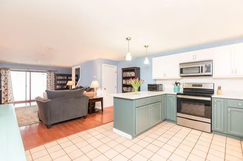 35 Hampton Towne Estate Hampton NH 03842