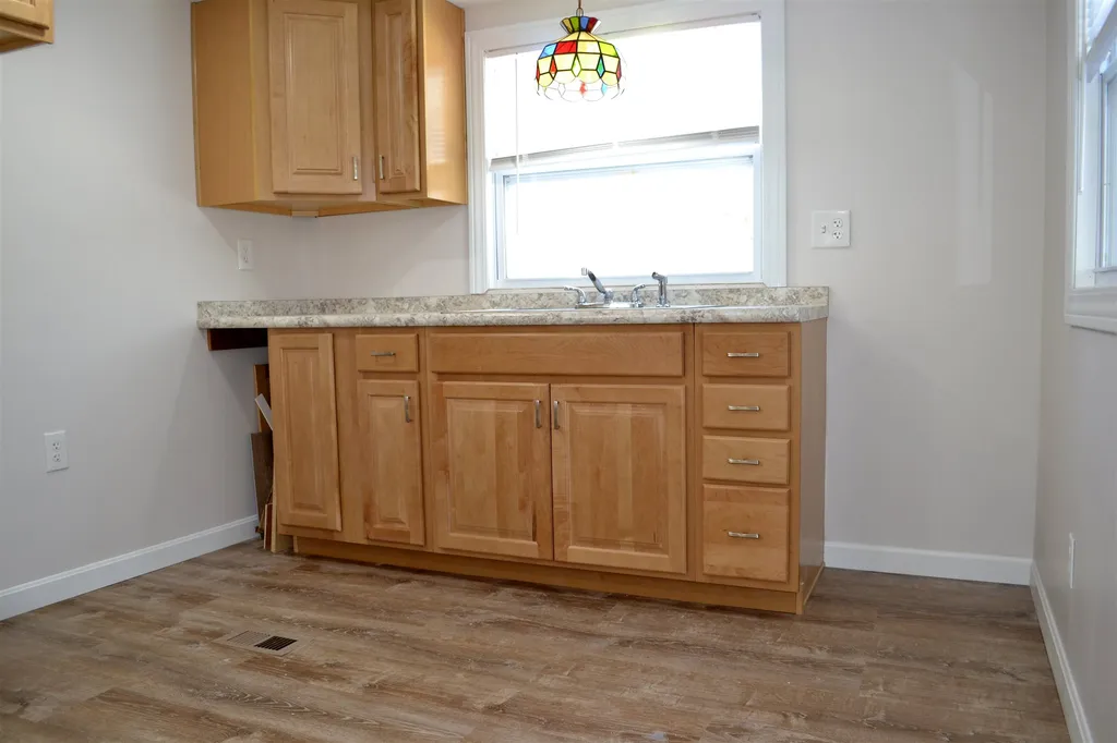 7 Roberts Road Barrington NH 03825
