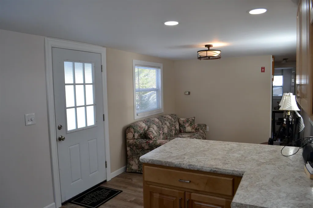 7 Roberts Road Barrington NH 03825