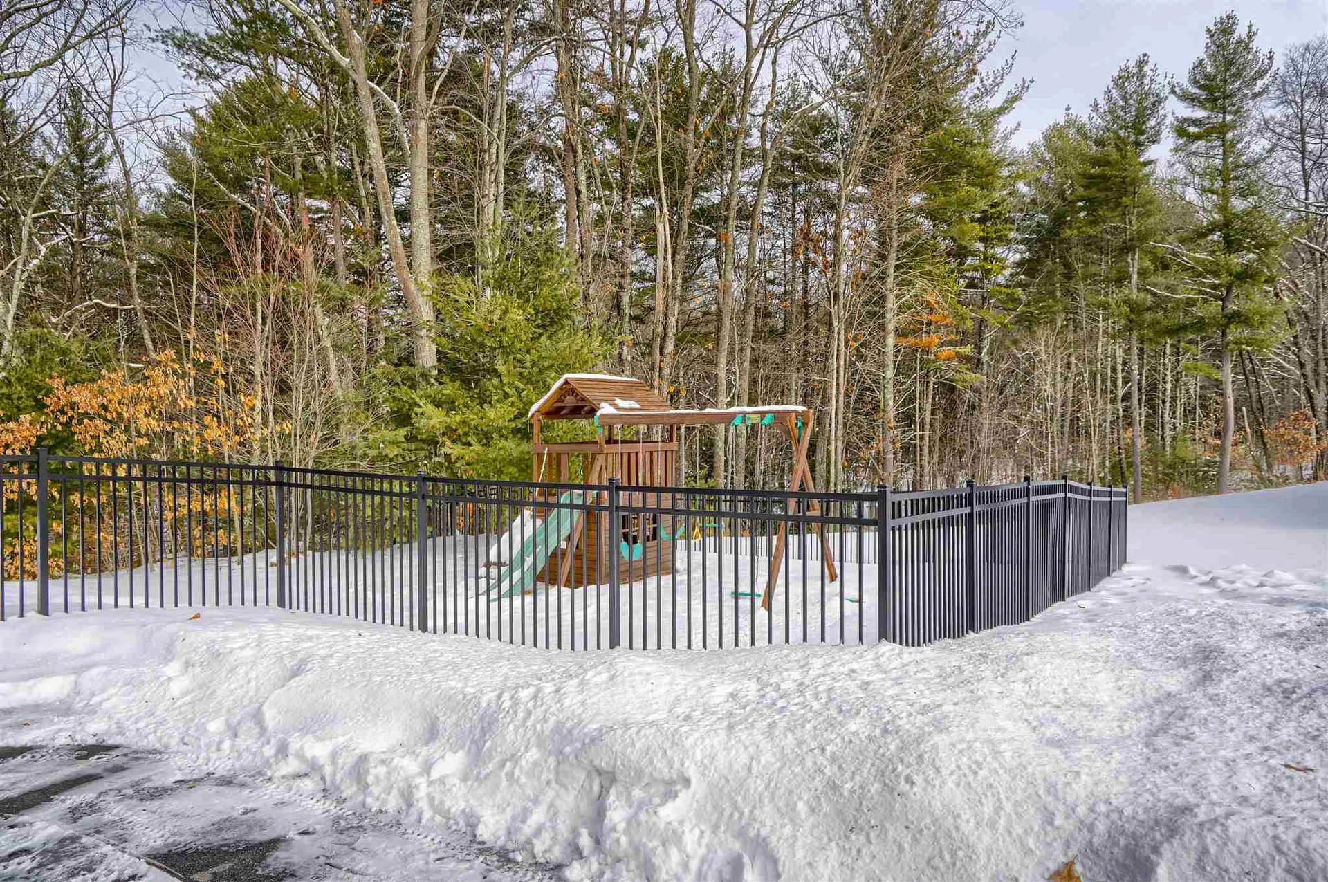 14 Clarke Farm Road Windham NH 03087