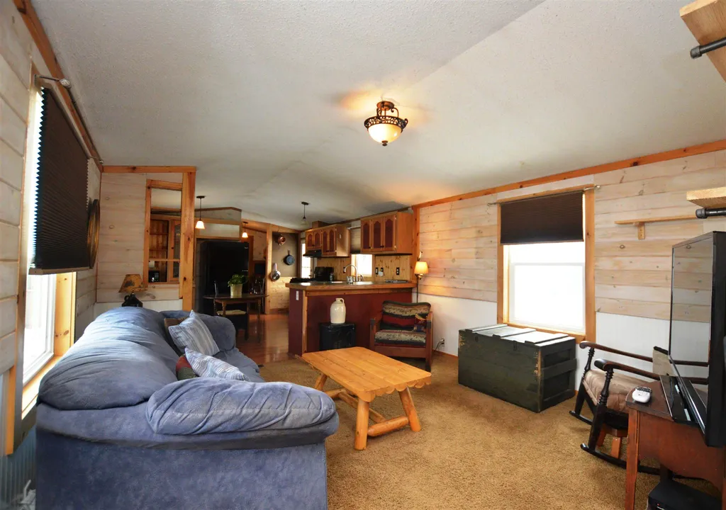 279 Penny Lane Shelburne VT 05482