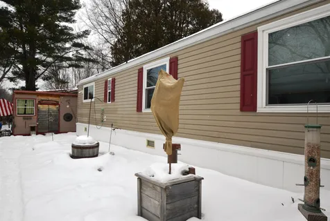 279 Penny Lane Shelburne VT 05482