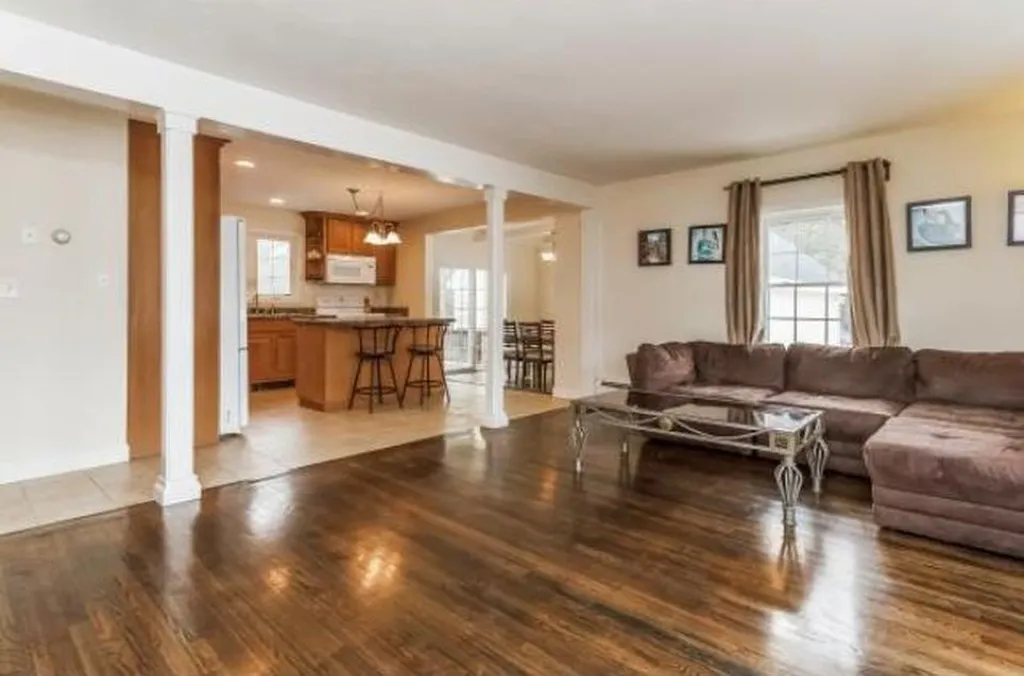 129 Lowell Road Windham NH 03087