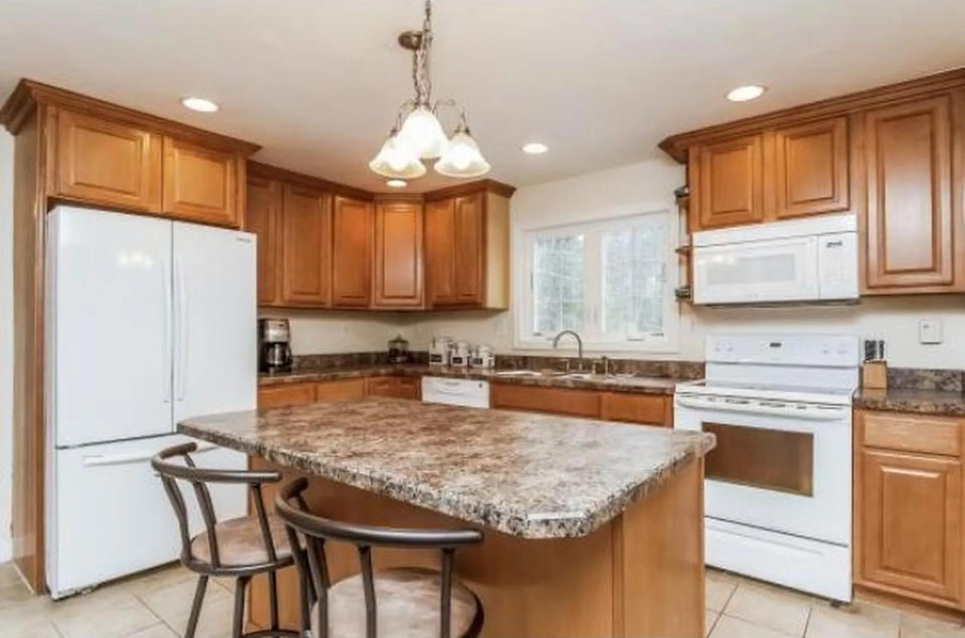 129 Lowell Road Windham NH 03087