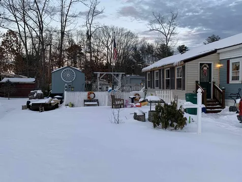 8 Riley Avenue Rochester NH 03867