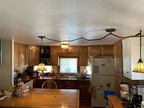 8 Riley Avenue Rochester NH 03867