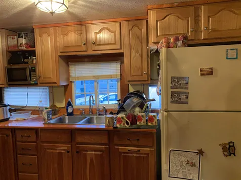 8 Riley Avenue Rochester NH 03867