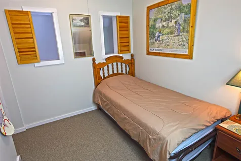 2X Carinthia Road Dover VT 05356