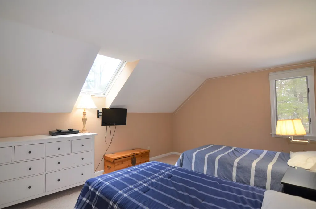 77 Pleasant Drive Grantham NH 03753