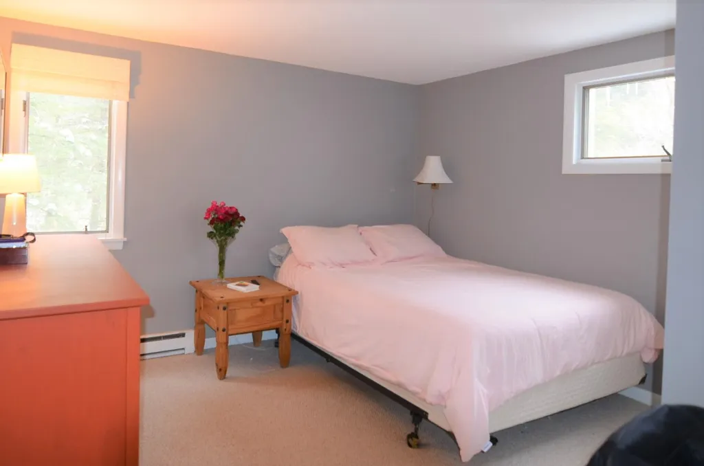 77 Pleasant Drive Grantham NH 03753