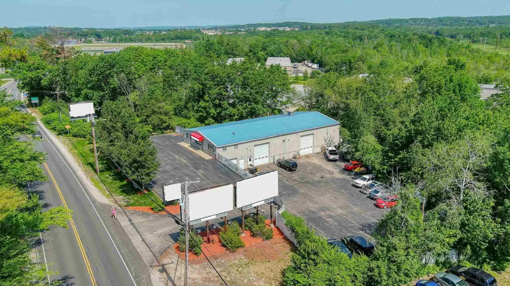 8050 S Willow Street Manchester NH 03103