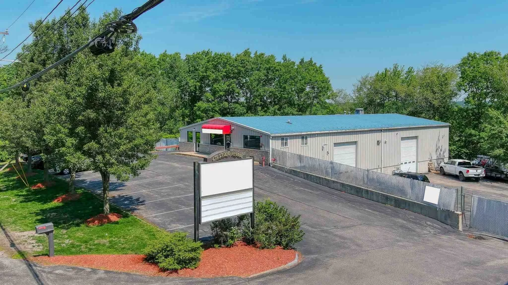 8050 S Willow Street Manchester NH 03103