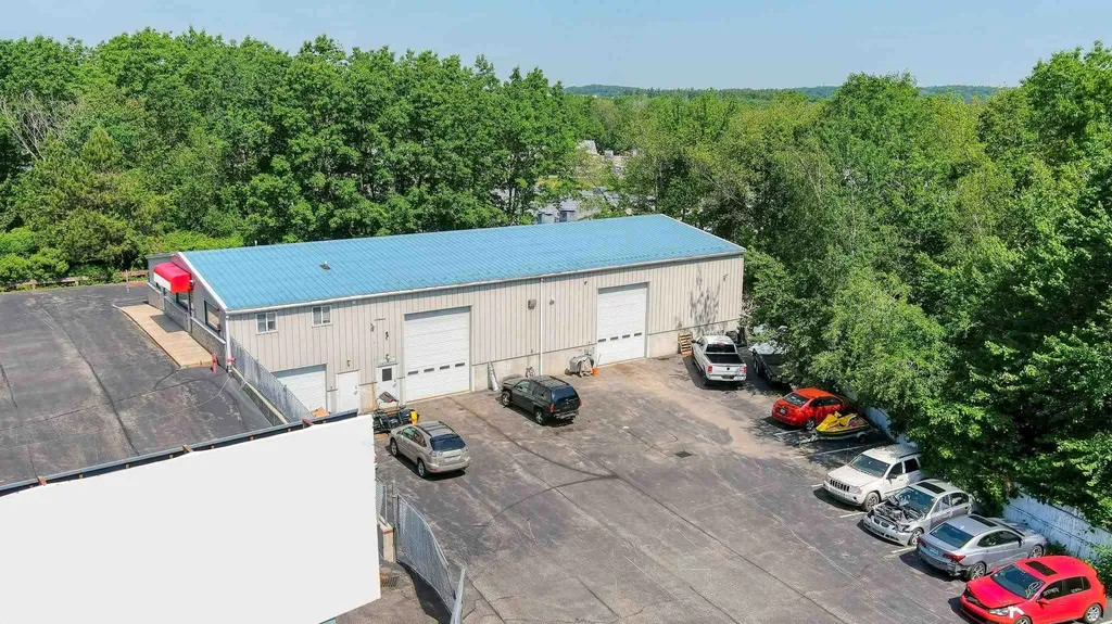 8050 S Willow Street Manchester NH 03103