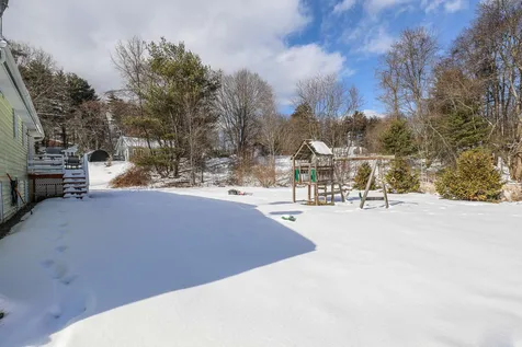 21 Old Stage Road Hinsdale NH 03451