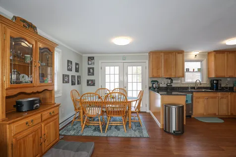 21 Old Stage Road Hinsdale NH 03451