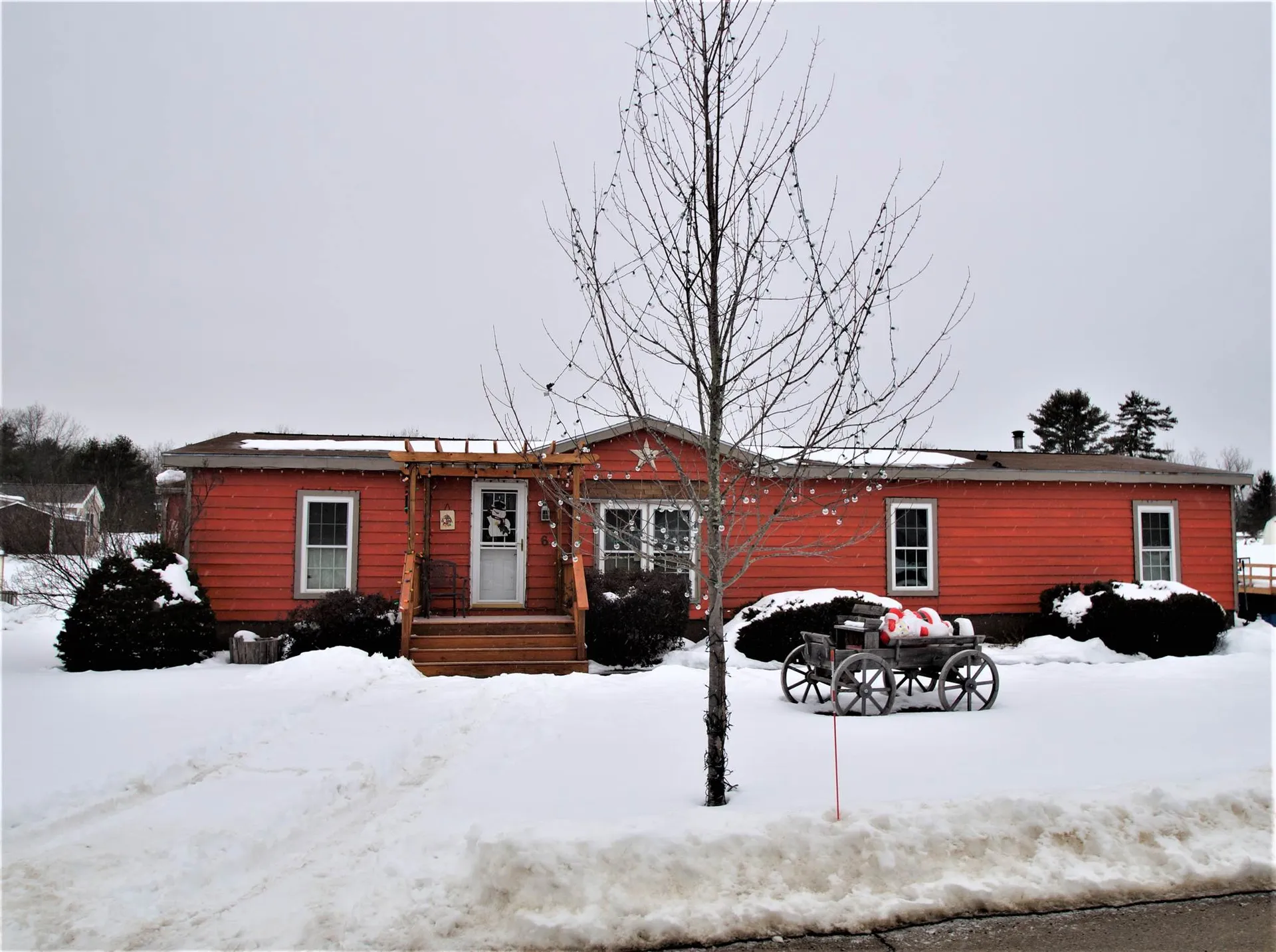 6 Lilac Court Raymond NH 03077