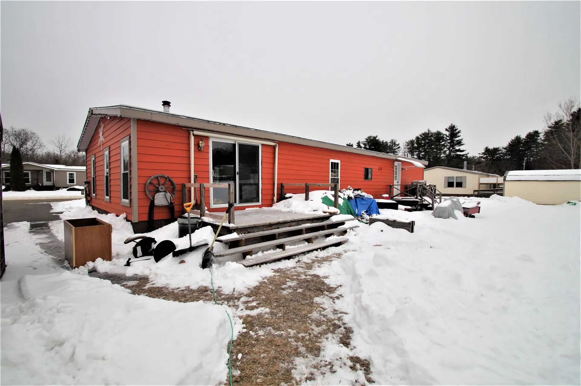 6 Lilac Court Raymond NH 03077