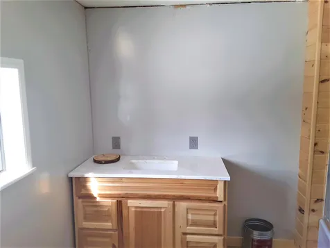 6 Lilac Court Raymond NH 03077