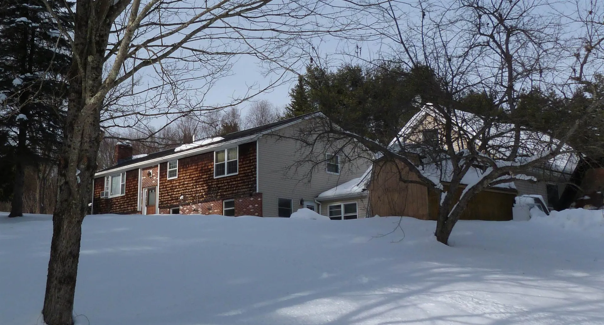 10 Cardinal Drive Hartland VT 05048