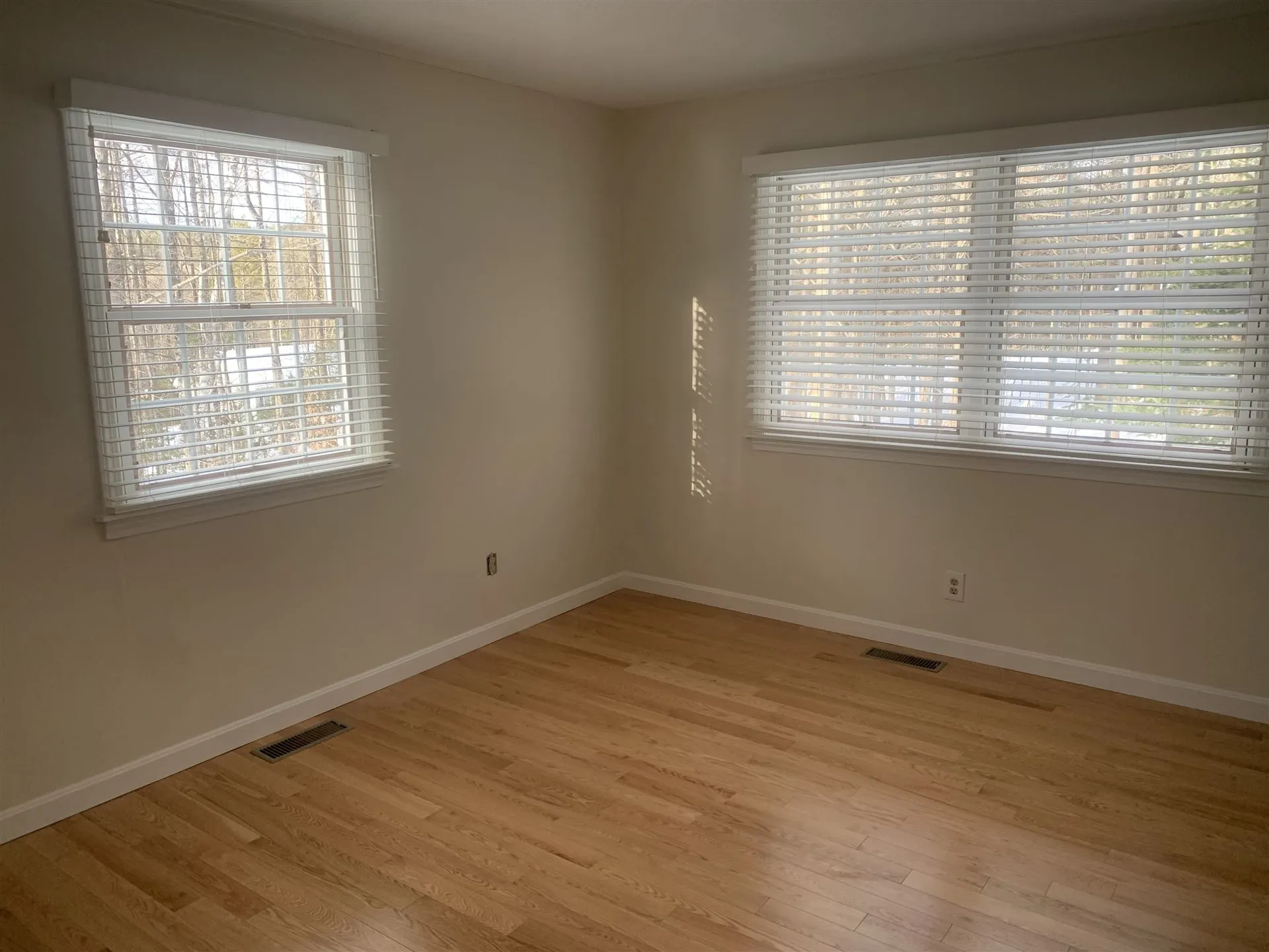 18 Sunny Lane Sunapee NH 03782
