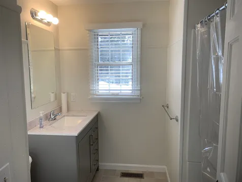 18 Sunny Lane Sunapee NH 03782