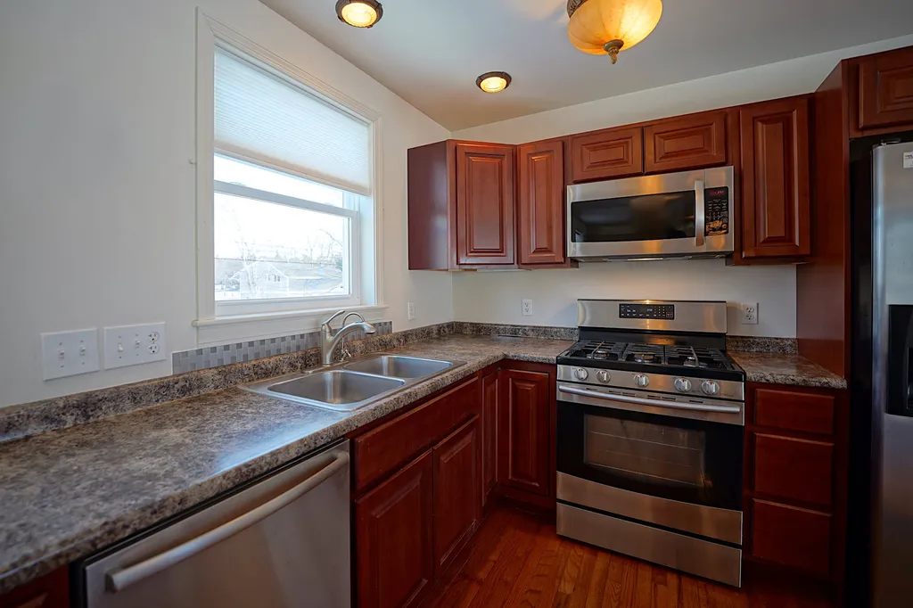 300 Pioneer Road Rye NH 03870