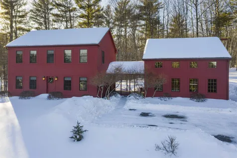 35 Sturgis Circle Grantham NH 03753