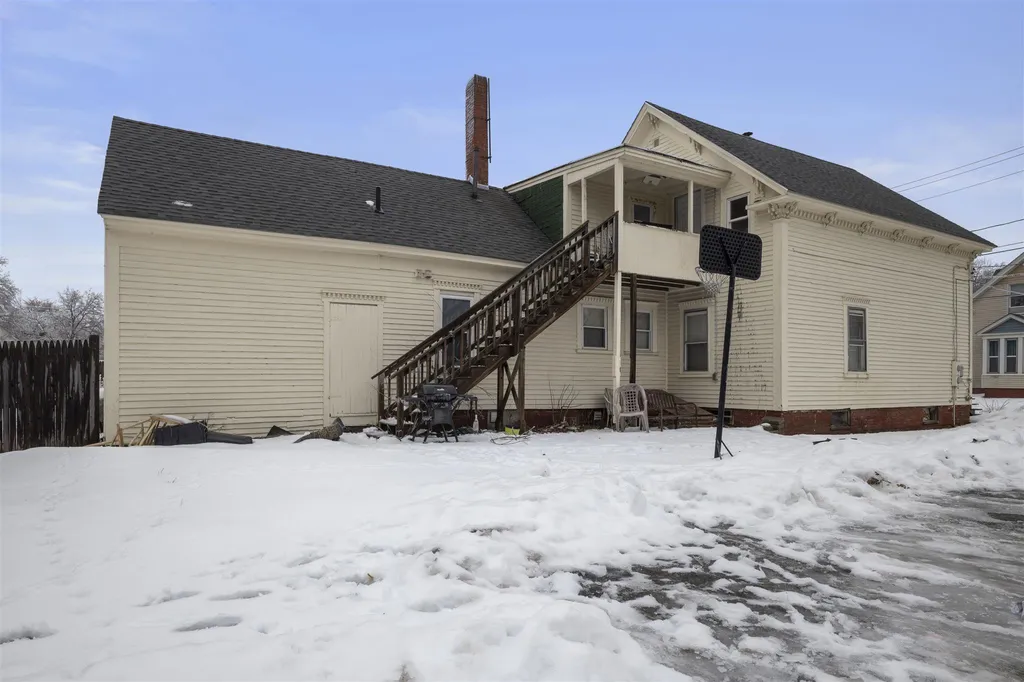 55 Lafayette Street Rochester NH 03867