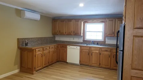 91 Sandown Road Fremont NH 03044