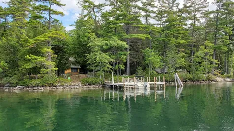 86 Cow Island Tuftonboro NH 03816