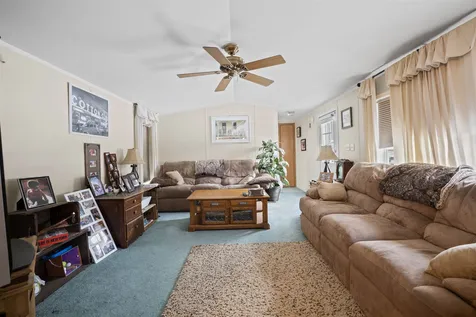 23 Cedar Lane Lee NH 03861