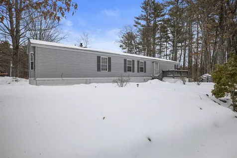 23 Cedar Lane Lee NH 03861