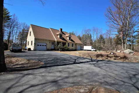 8 Millbrook Road Brookline NH 03033