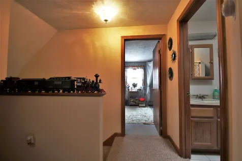 8 Millbrook Road Brookline NH 03033