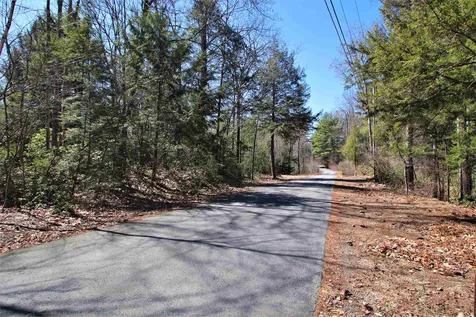 8 Millbrook Road Brookline NH 03033
