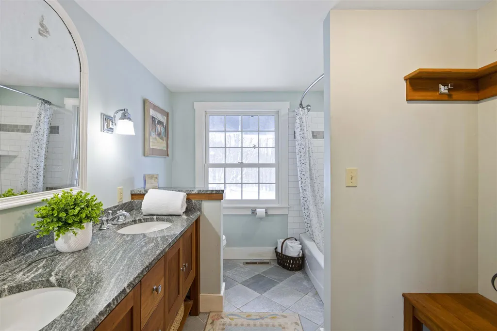 769 Tom White Hill Road Pomfret VT 05067