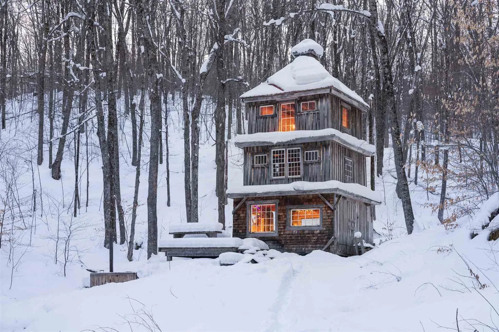 769 Tom White Hill Road Pomfret VT 05067
