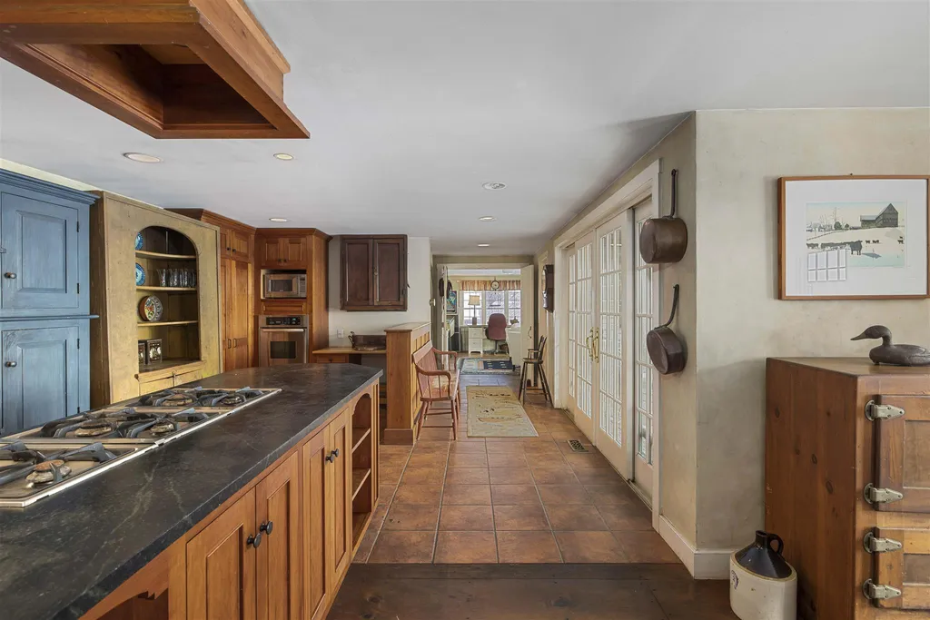 769 Tom White Hill Road Pomfret VT 05067