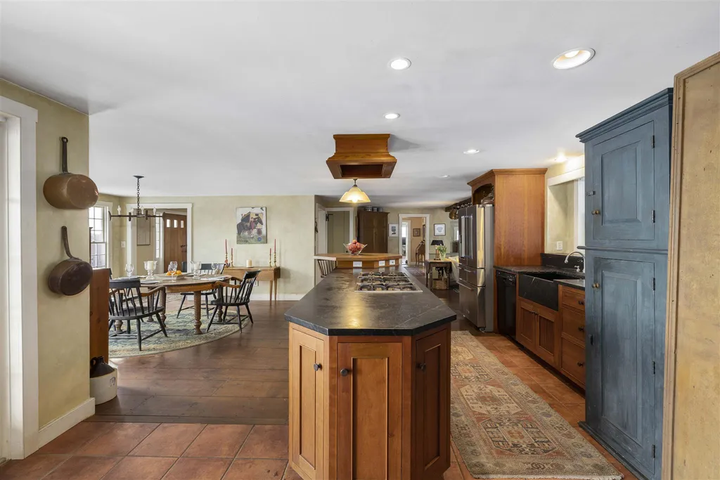 769 Tom White Hill Road Pomfret VT 05067