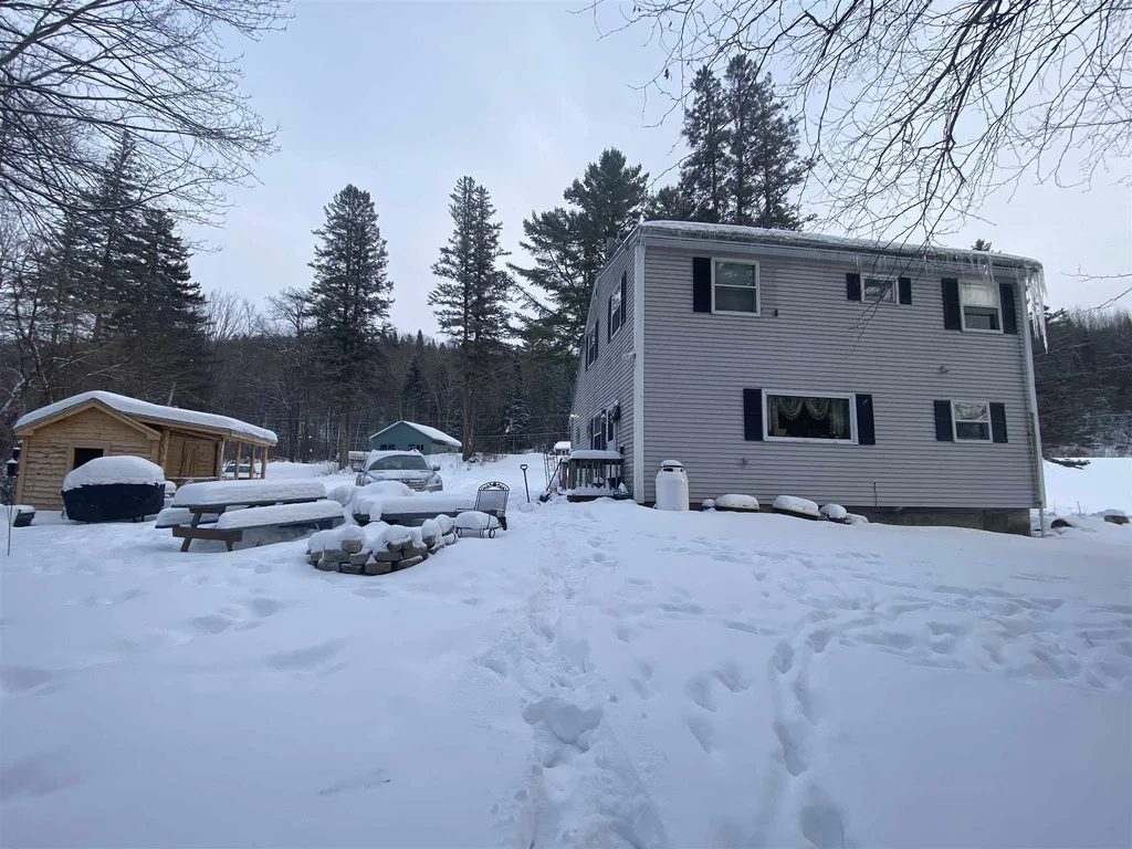 105 South Main Street Colebrook NH 03576