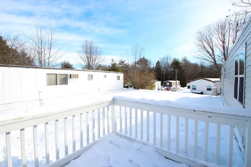 41 Crystal Springs Way Somersworth NH 03878