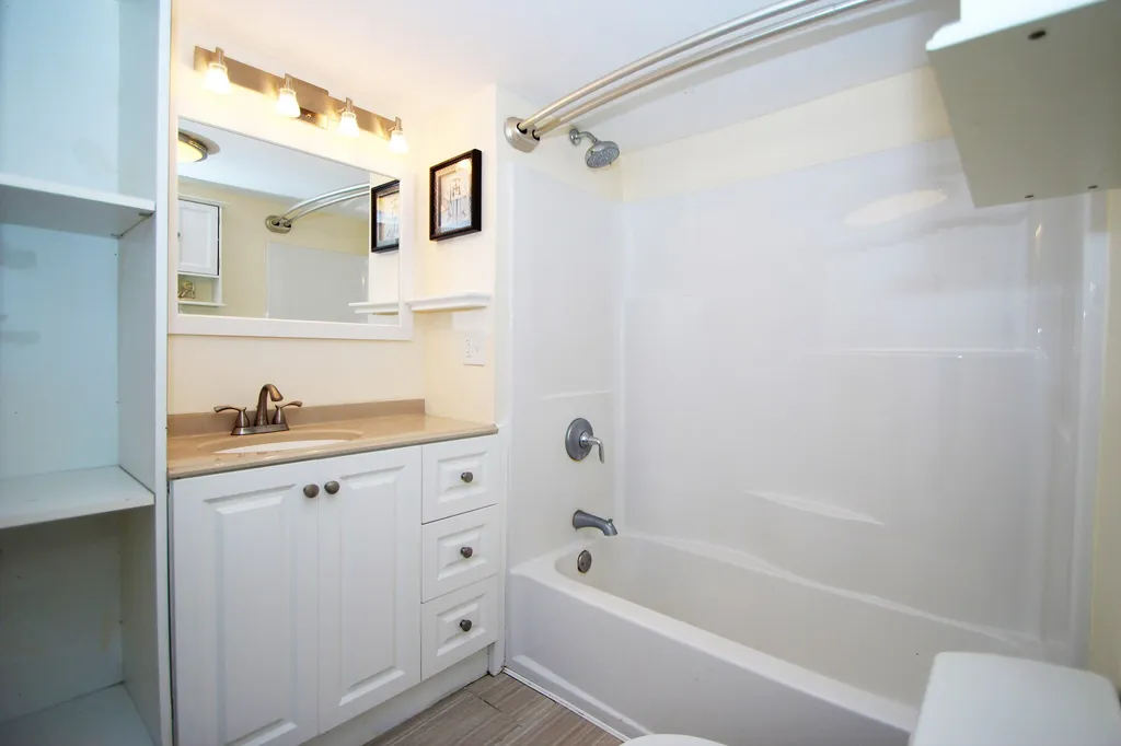 41 Crystal Springs Way Somersworth NH 03878