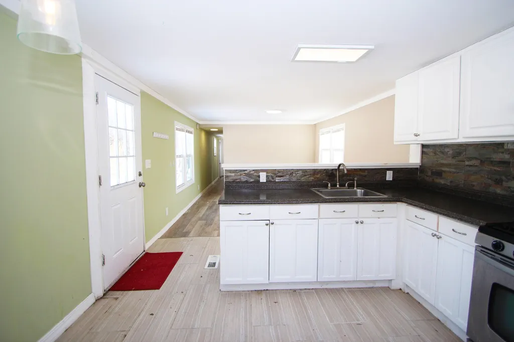 41 Crystal Springs Way Somersworth NH 03878