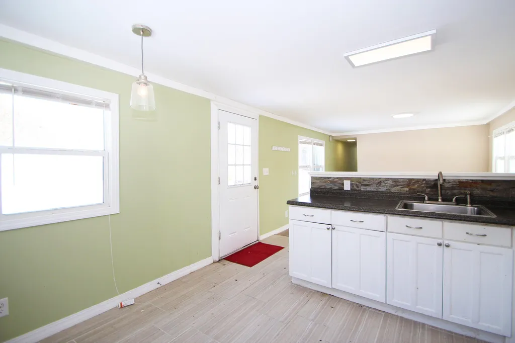 41 Crystal Springs Way Somersworth NH 03878