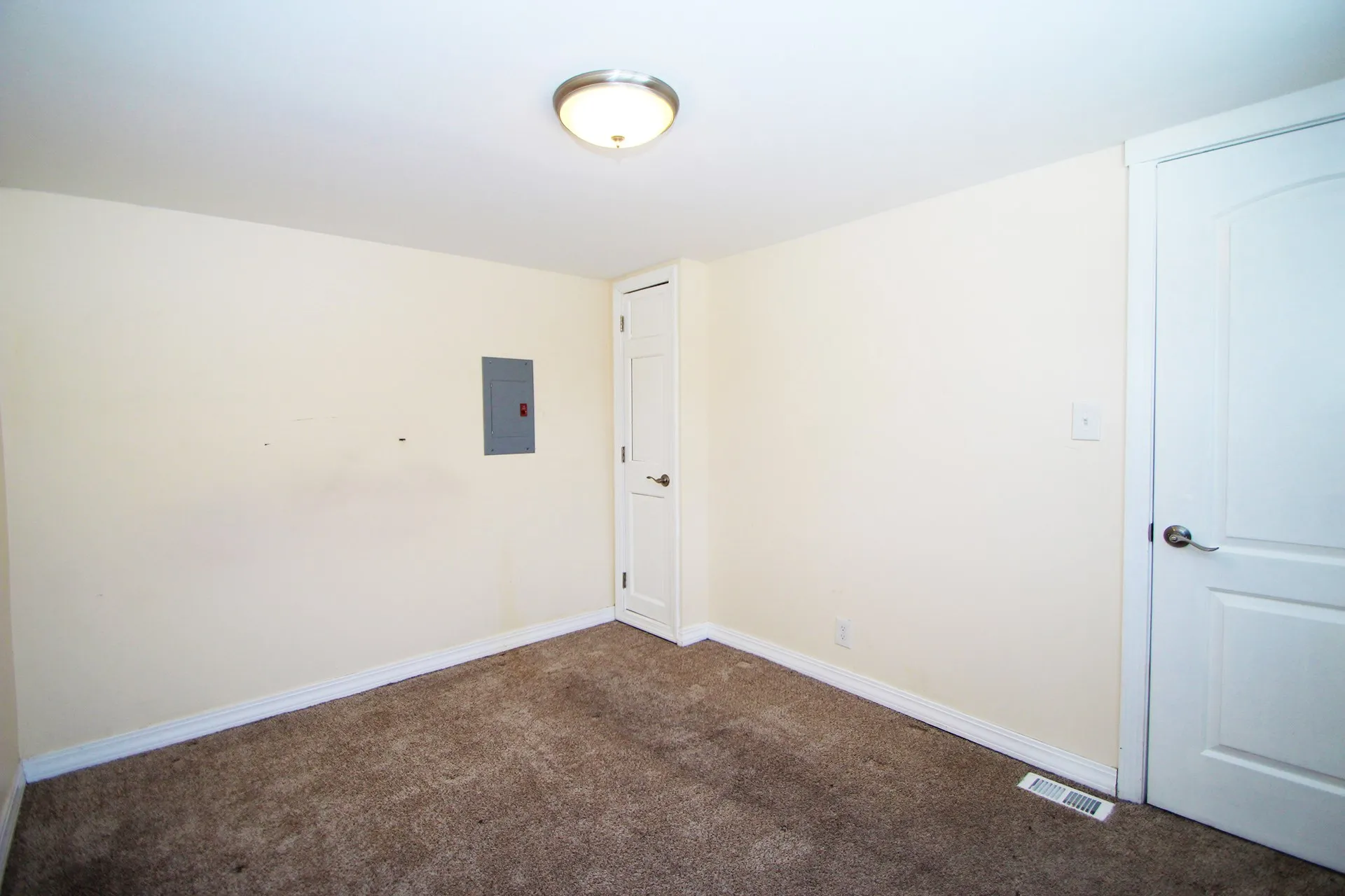 41 Crystal Springs Way Somersworth NH 03878
