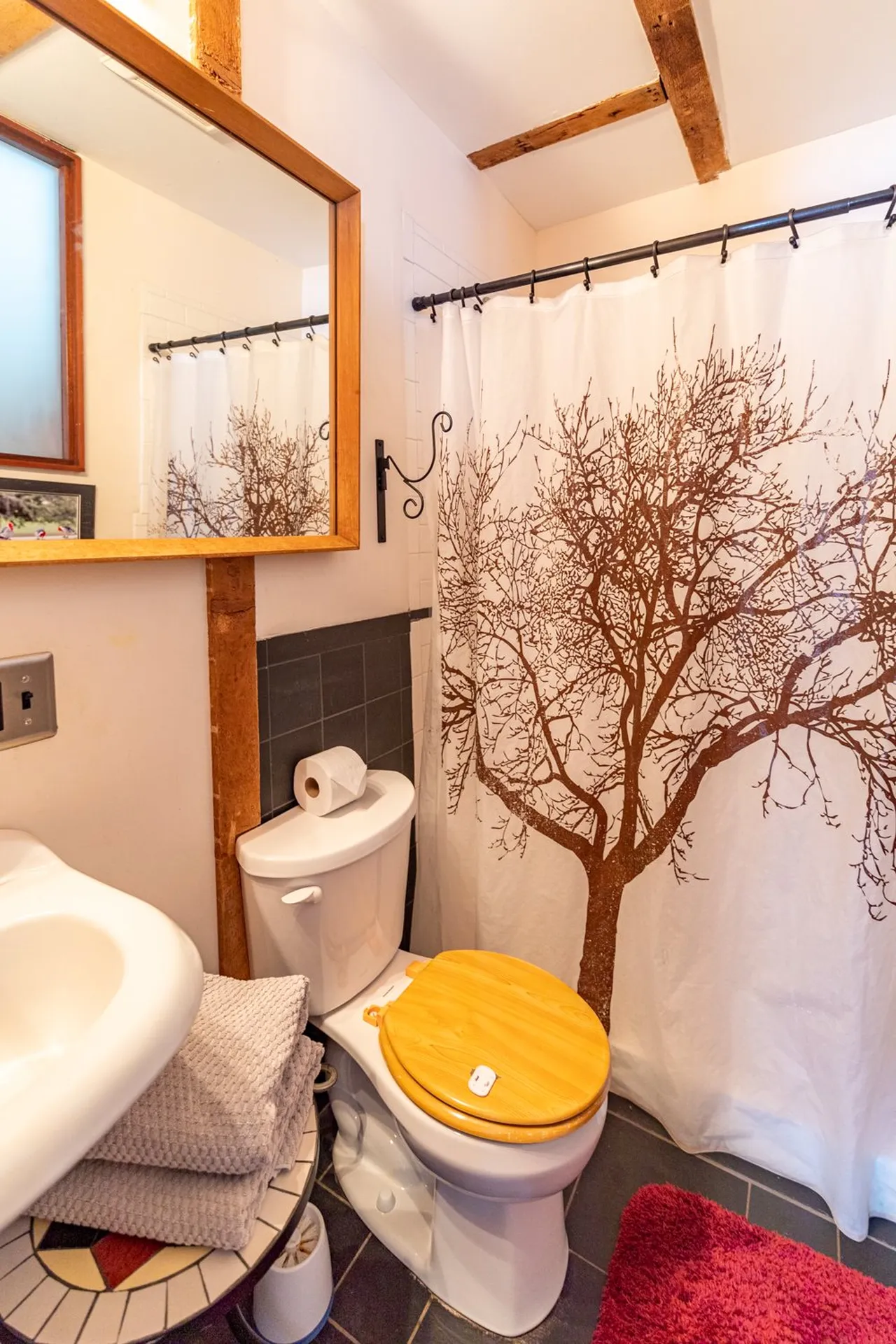 28 Crombie Street Burlington VT 05401