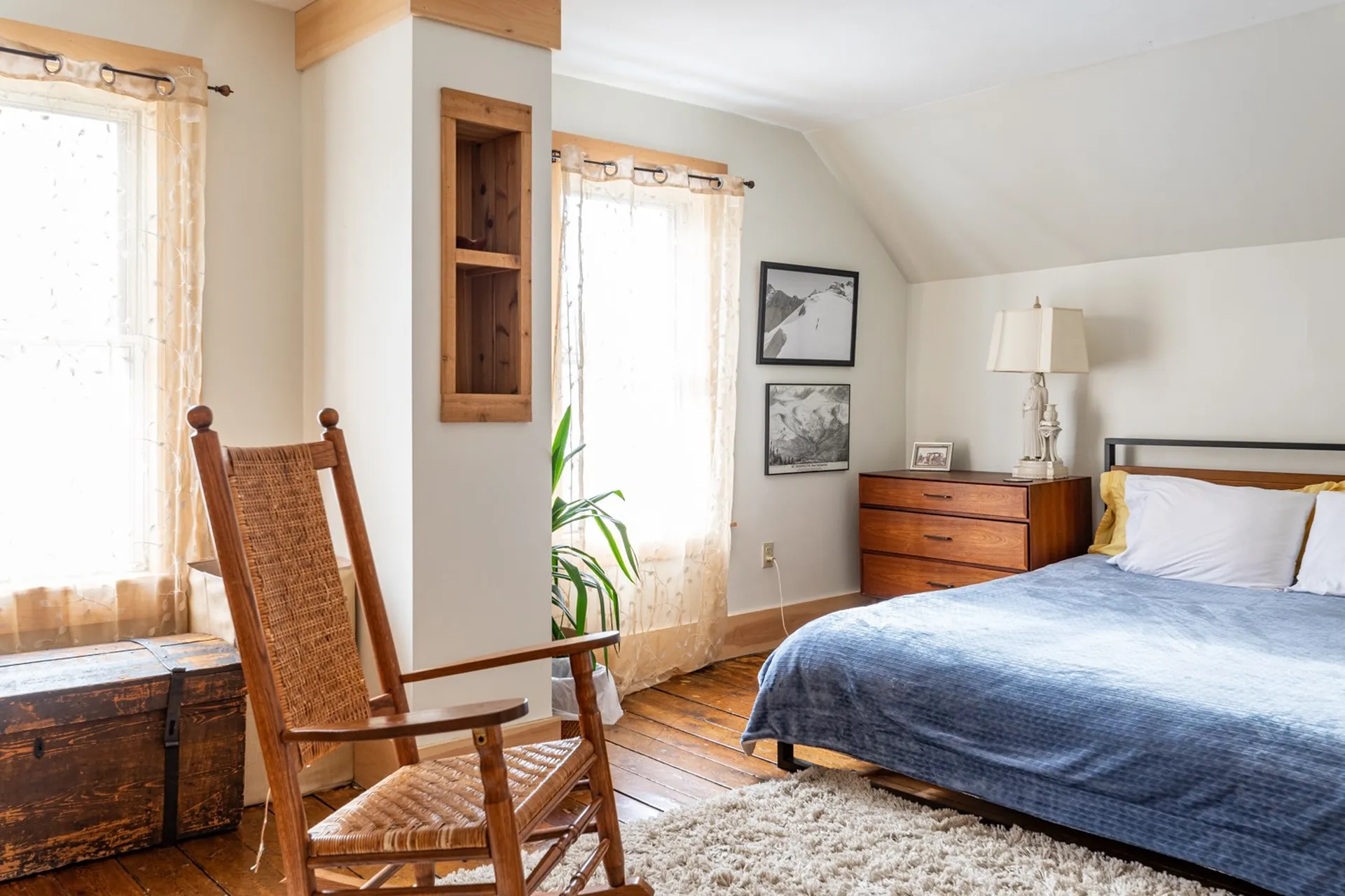 28 Crombie Street Burlington VT 05401